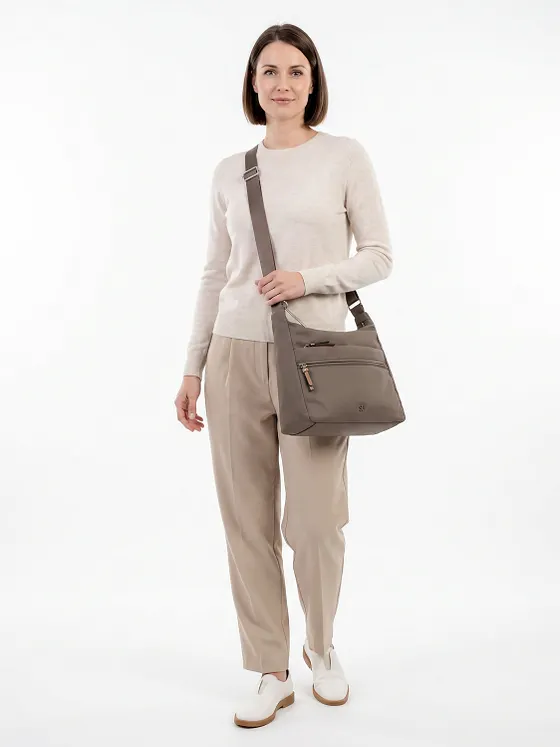 Suri Frey SFY Bonny Bolsa de hombro 39 cm Suri Frey SFY Bonny Bolsa de hombro 39 cm