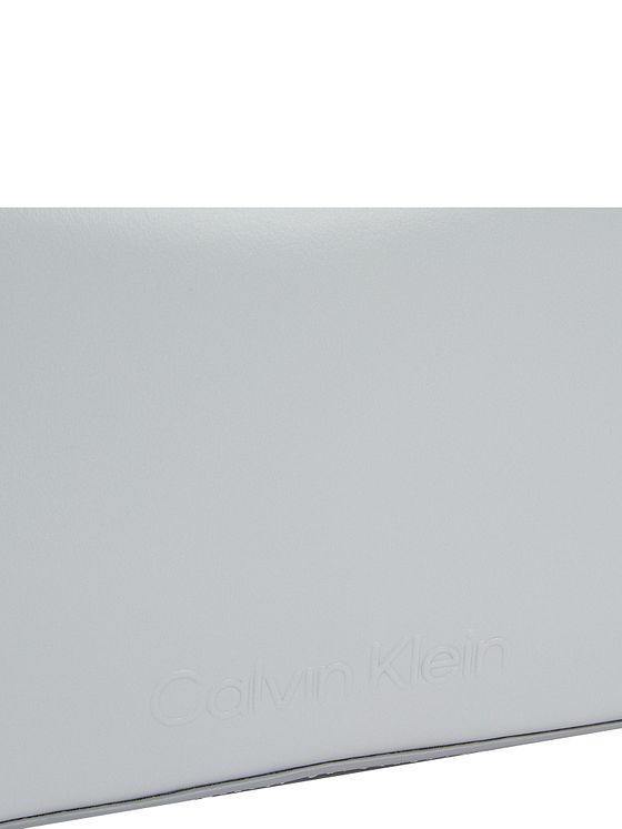 Calvin Klein Embossed Skuldertaske 22.5 cm