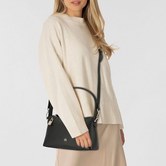 AIGNER Delia Skuldertaske Læder 33 cm