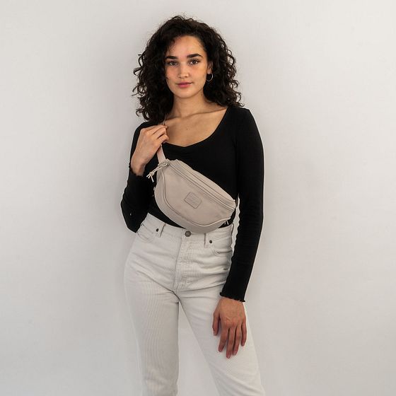 Johnny Urban Ben Crossbody-väska 24 cm Johnny Urban Ben Crossbody-väska 24 cm