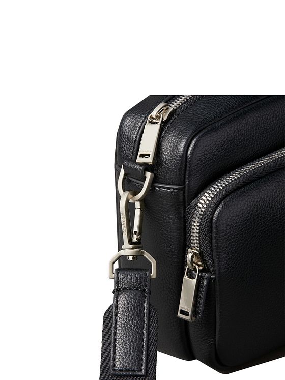 Calvin Klein Raised Skuldertaske 26 cm