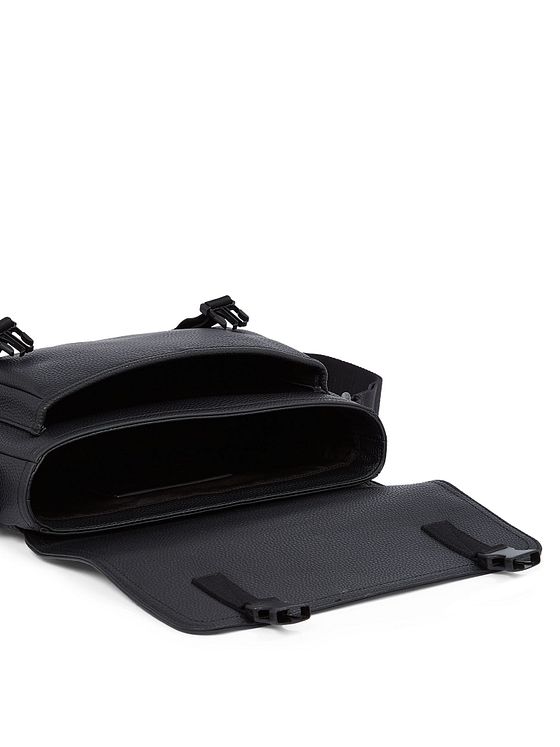 Calvin Klein Jeans Over Webbing Messenger-taske 29 cm