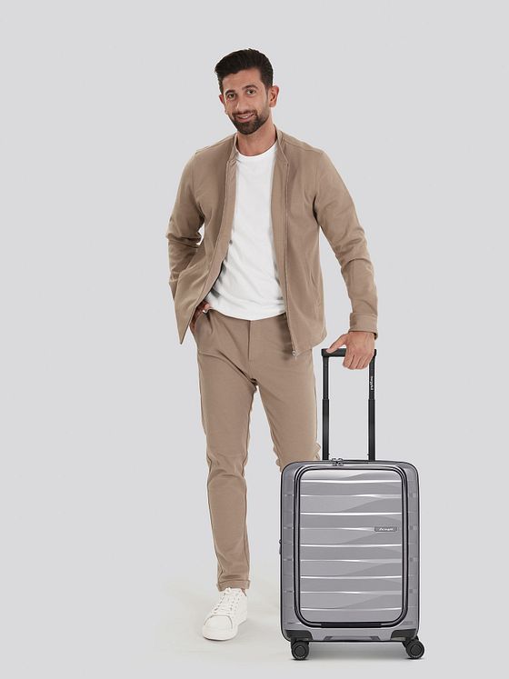 Bergpfeil Travel 4 ruedas Maleta de cabina 55 cm Compartimento para el portátil Con asa expansible Bergpfeil Travel 4 ruedas Maleta de cabina 55 cm Compartimento para el portátil Con asa expansible
