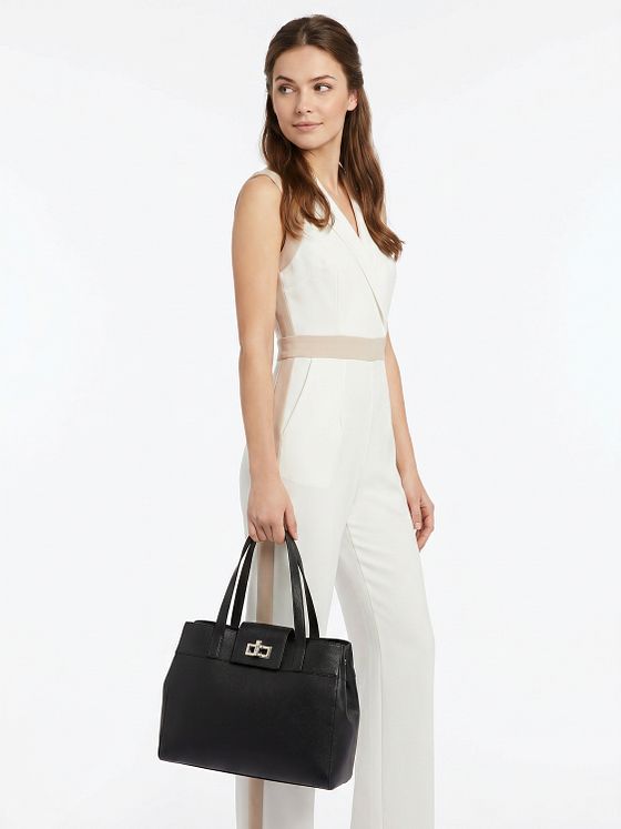 Furla Amelia Skuldertaske L Læder 37 cm Furla Amelia Skuldertaske L Læder 37 cm