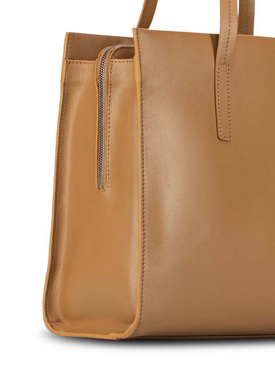 Jost Arva Skuldertaske Læder 40 cm