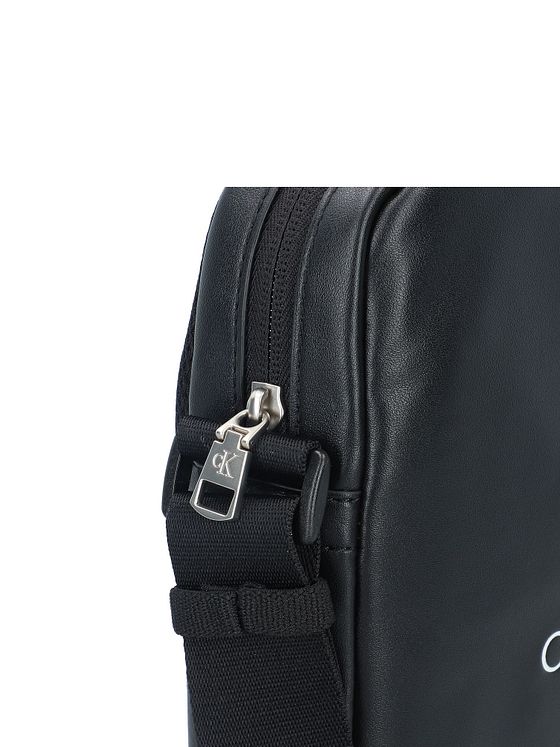 Calvin Klein Jeans Monogram Soft Skuldertaske 22 cm