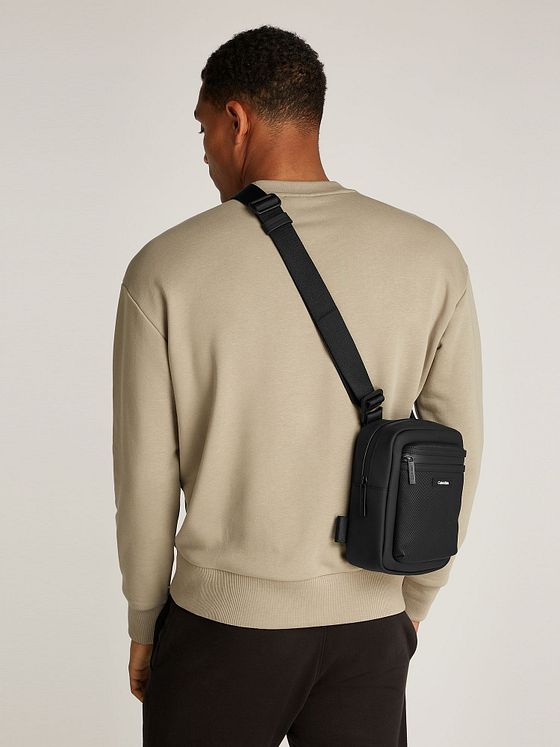 Calvin Klein CK Essential Mini Bag skuldertaske 17 cm