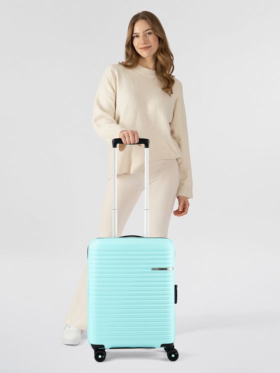 American Tourister Liftoff 4 hjul Kabinetrolley 55 cm med strækfold American Tourister Liftoff 4 hjul Kabinetrolley 55 cm med strækfold