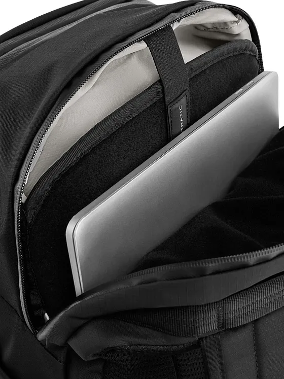 Stratic Move Daypack 42 cm Laptoprum Stratic Move Daypack 42 cm Laptoprum