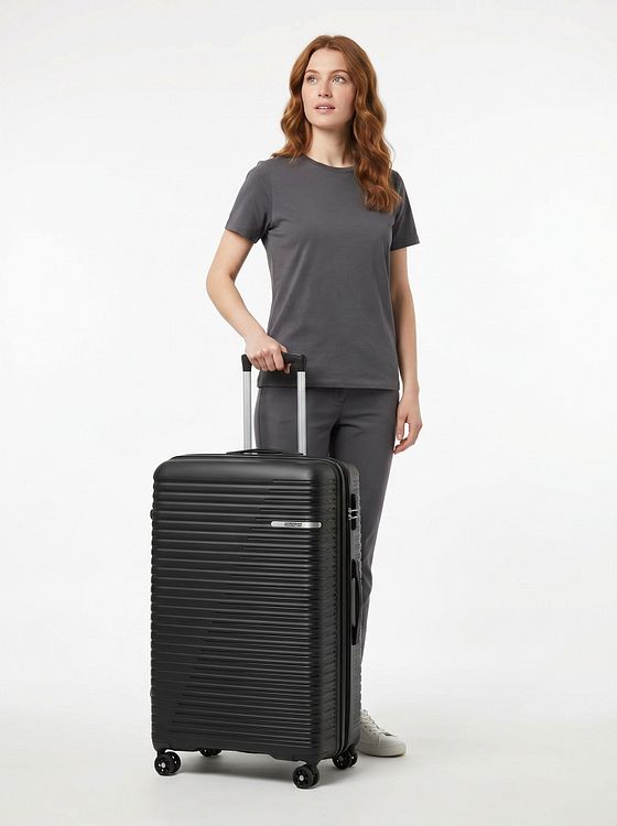 American Tourister Liftoff 4-pyöräinen Matkakassi 78 cm American Tourister Liftoff 4-pyöräinen Matkakassi 78 cm