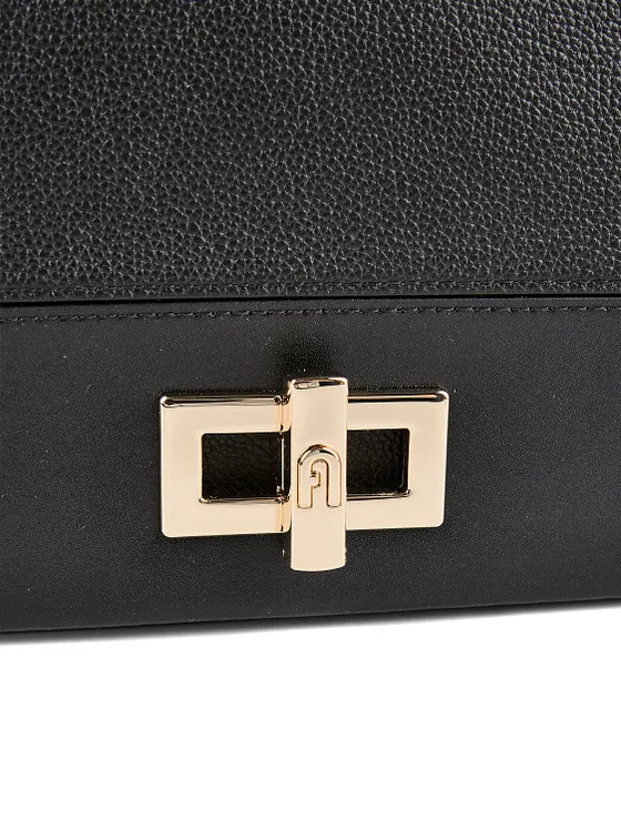 Furla Amelia Skuldertaske M Læder 24.5 cm Furla Amelia Skuldertaske M Læder 24.5 cm