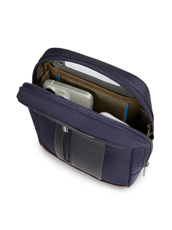 Piquadro Kort skuldertaske 17 cm