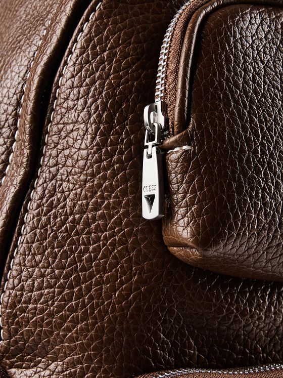 Guess Boston Mochila urbana 42 cm Compartimento para el portátil Guess Boston Mochila urbana 42 cm Compartimento para el portátil