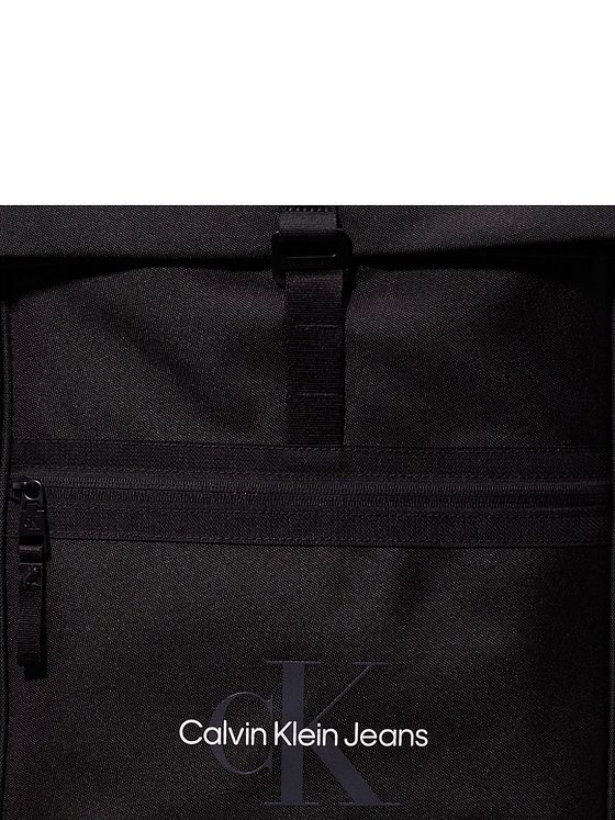 Calvin Klein Jeans Sport Essentials Daypack 28 cm Laptoprum Calvin Klein Jeans Sport Essentials Daypack 28 cm Laptoprum