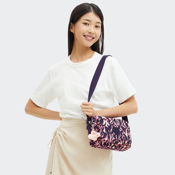 Kipling Basic Prt Abanu Skuldertaske M 24 cm Kipling Basic Prt Abanu Skuldertaske M 24 cm