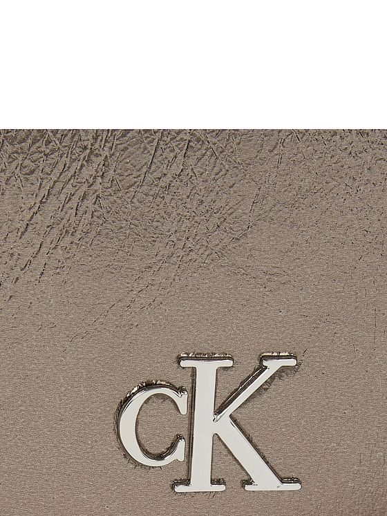 Calvin Klein Jeans Minimal Monogram Skuldertaske 22 cm Calvin Klein Jeans Minimal Monogram Skuldertaske 22 cm