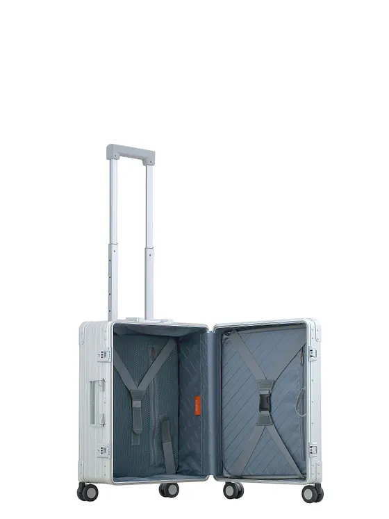 Aleon Traveler Domestic 4-hjulig Cabinväska av Aluminium, 55 cm Aleon Traveler Domestic 4-hjulig Cabinväska av Aluminium, 55 cm