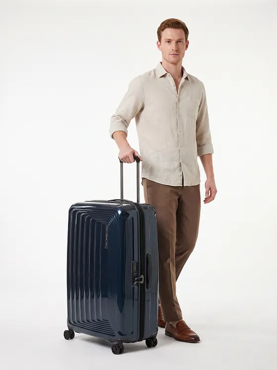 Samsonite Nuon 4-pyöräinen vetolaukku 81 cm Laajennettava
