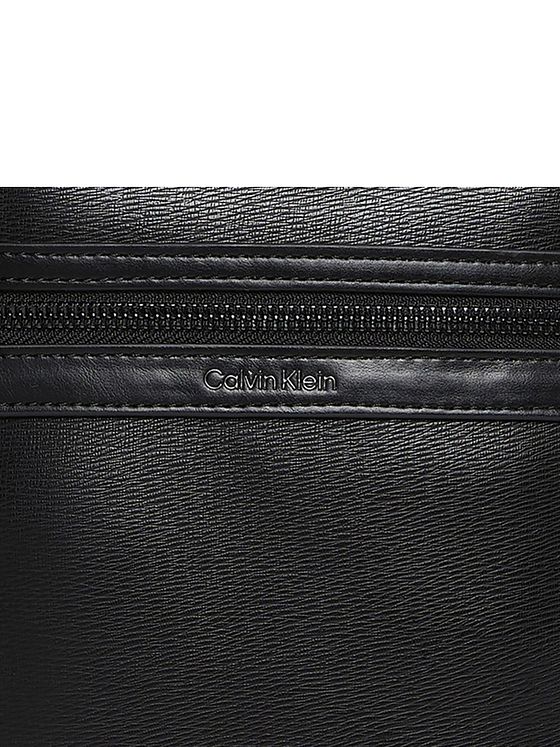Calvin Klein Zip Skuldertaske 20 cm Calvin Klein Zip Skuldertaske 20 cm