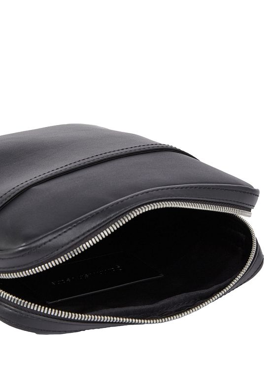 Calvin Klein Jeans Mono Logo Skuldertaske 23 cm