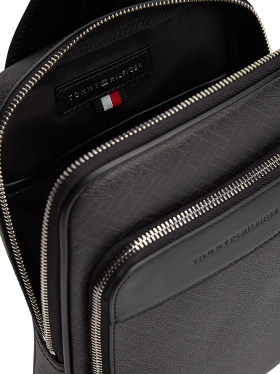 Tommy Hilfiger TH Flag Slingbag i læder 28 cm