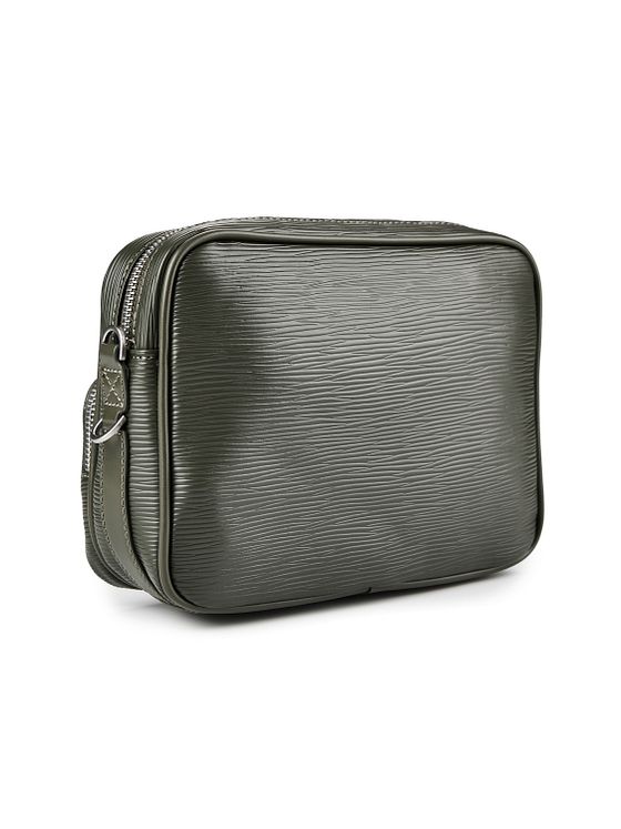 Guess Milano Crossbody taske 23 cm Guess Milano Crossbody taske 23 cm