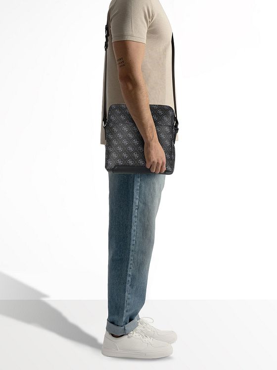 Guess Torino Skuldertaske 22 cm