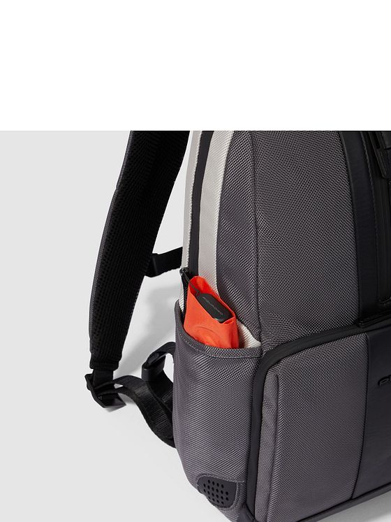 Piquadro Brief Special Daypack 39 cm Laptoprum