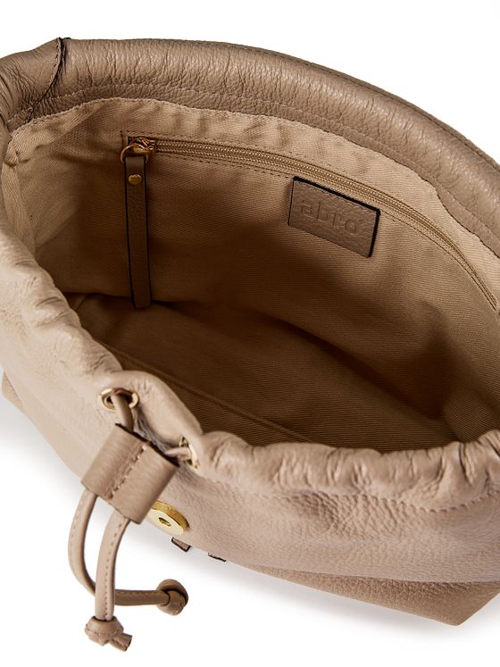 abro Temi Skuldertaske Læder 26 cm abro Temi Skuldertaske Læder 26 cm