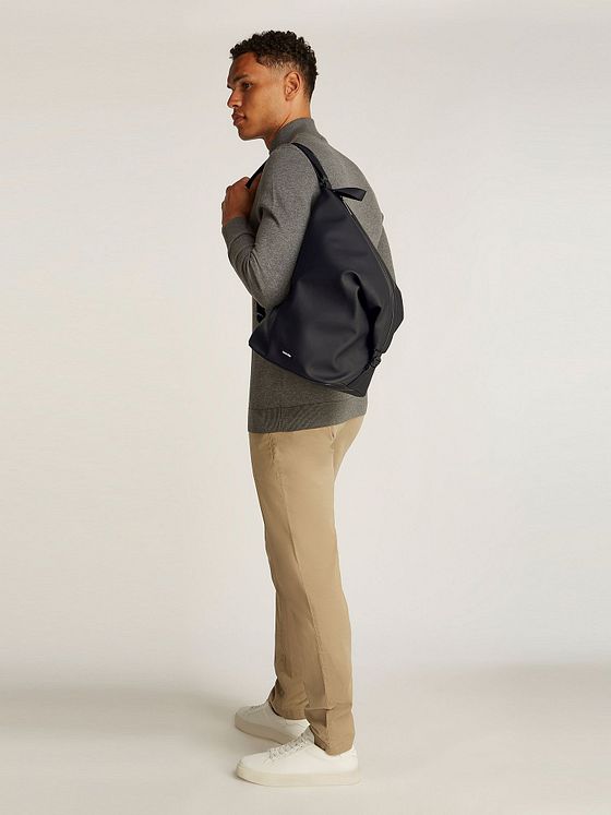 Calvin Klein CK Essential Skuldertaske 24.5 cm Calvin Klein CK Essential Skuldertaske 24.5 cm