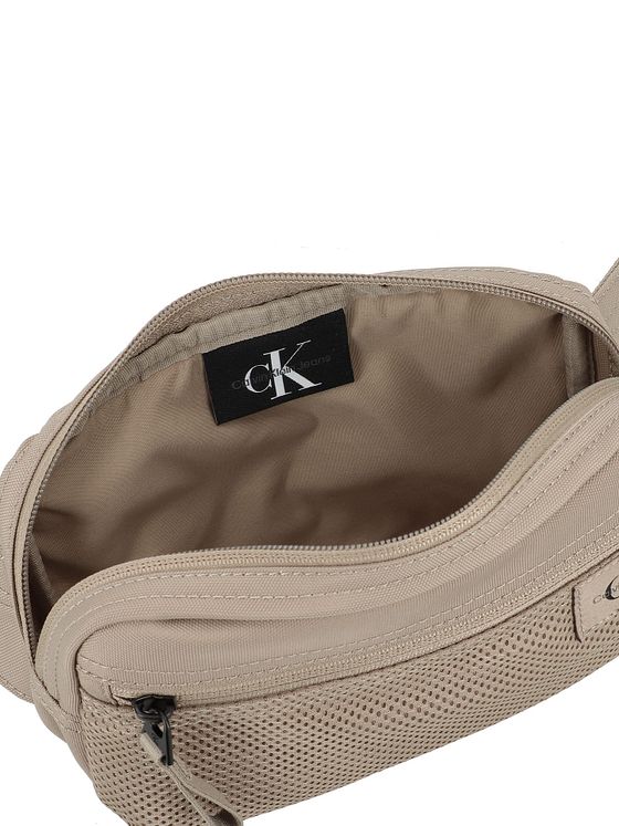 Calvin Klein Jeans Sport Essentials Bæltetaske 21 cm