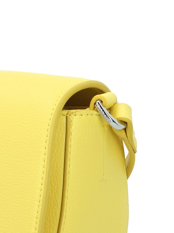 Calvin Klein CK Daily Skuldertaske 24 cm