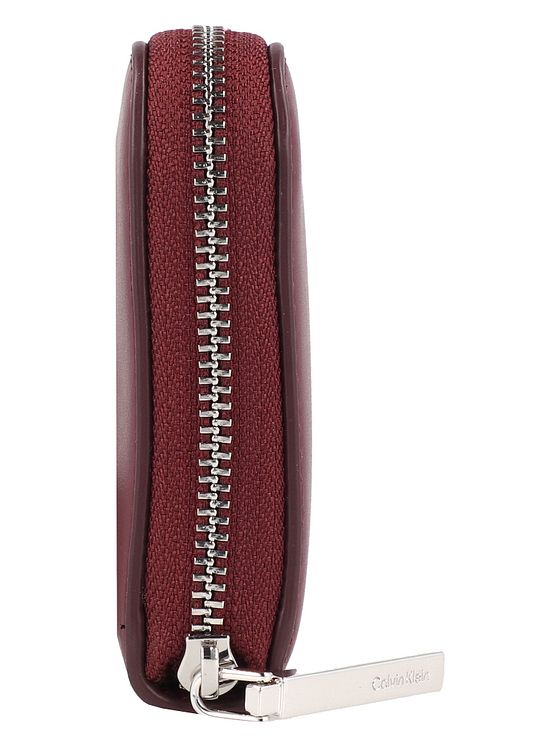 Calvin Klein Embossed Pung 12.5 cm