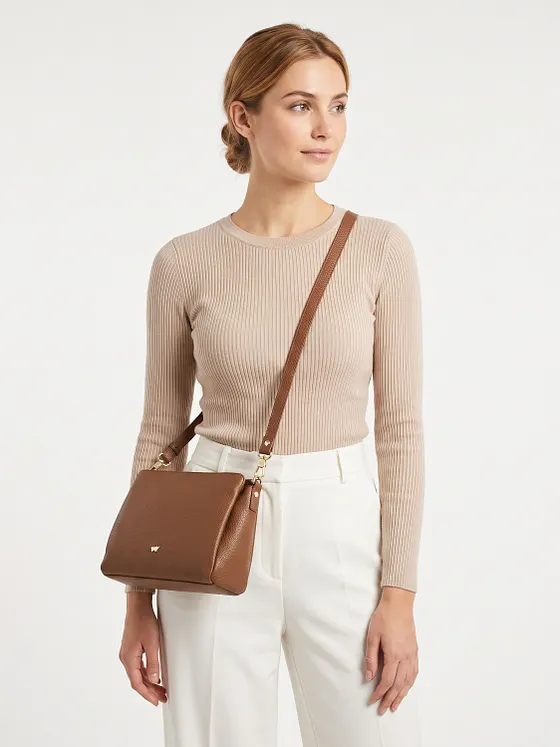 Braun Büffel Hanna Bolsa de hombro S Piel natural 28 cm Braun Büffel Hanna Bolsa de hombro S Piel natural 28 cm