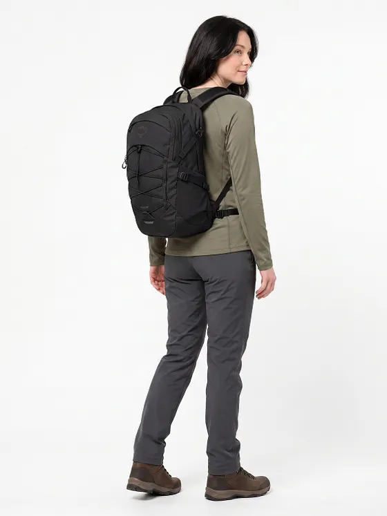 Osprey Quasar Daypack 38 cm Laptoprum Osprey Quasar Daypack 38 cm Laptoprum