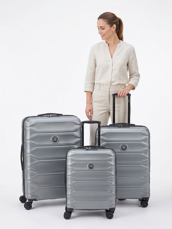 Delsey Paris Meteor 4-hjulig Resväskset 3-delad med expansionsveck Delsey Paris Meteor 4-hjulig Resväskset 3-delad med expansionsveck