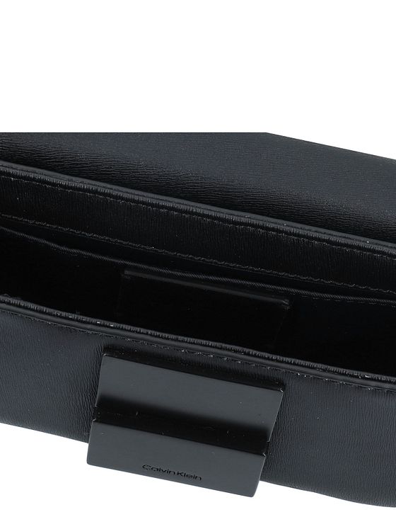 Calvin Klein Iconic Plaque Skuldertaske 17 cm