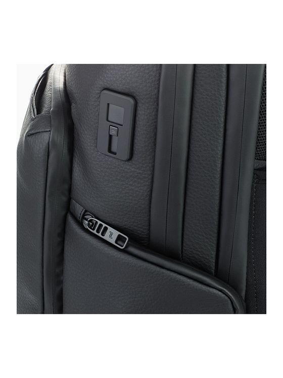 Porsche Design Urban Eco Daypack Læder 41 cm Laptoprum Porsche Design Urban Eco Daypack Læder 41 cm Laptoprum