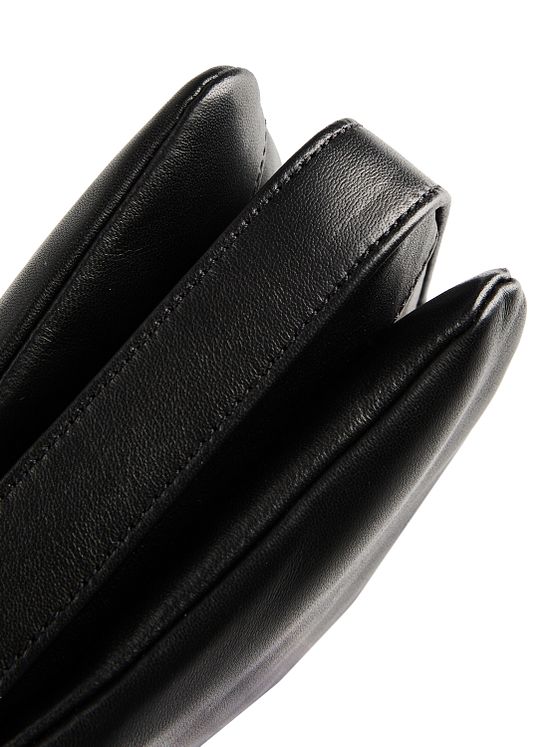 Liebeskind Nina Skuldertaske M Læder 25 cm