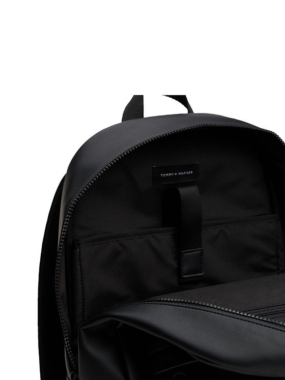 Tommy Hilfiger TH Flag Daypack 42 cm Laptoprum Tommy Hilfiger TH Flag Daypack 42 cm Laptoprum