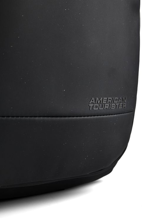 American Tourister Take2Cabin-matkarinkka, 40 cm, kannettavan tietokoneen lokero American Tourister Take2Cabin-matkarinkka, 40 cm, kannettavan tietokoneen lokero