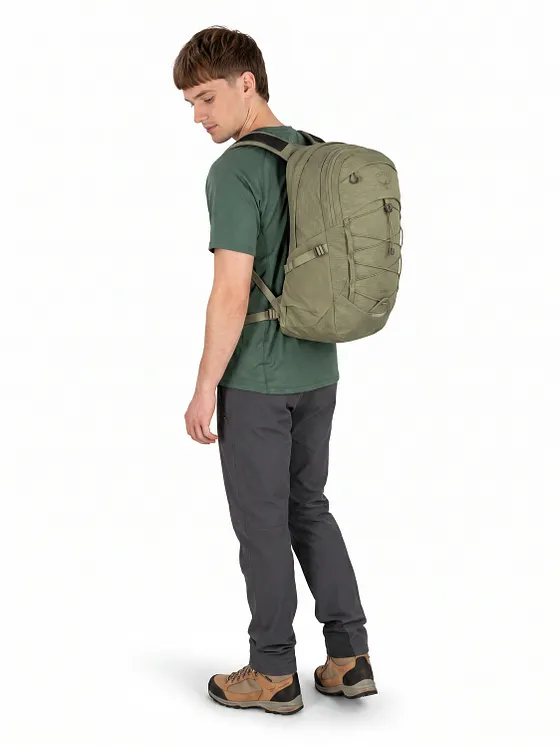 Osprey Quasar Daypack 38 cm Laptoprum Osprey Quasar Daypack 38 cm Laptoprum
