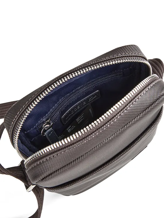 Lacoste Core Essentials Men S Classic Crossbody taška 15 cm Lacoste Core Essentials Men S Classic Crossbody taška 15 cm