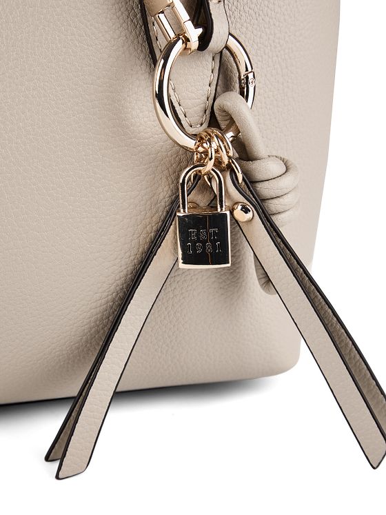 Guess Melody Axelväska 34 cm Guess Melody Axelväska 34 cm