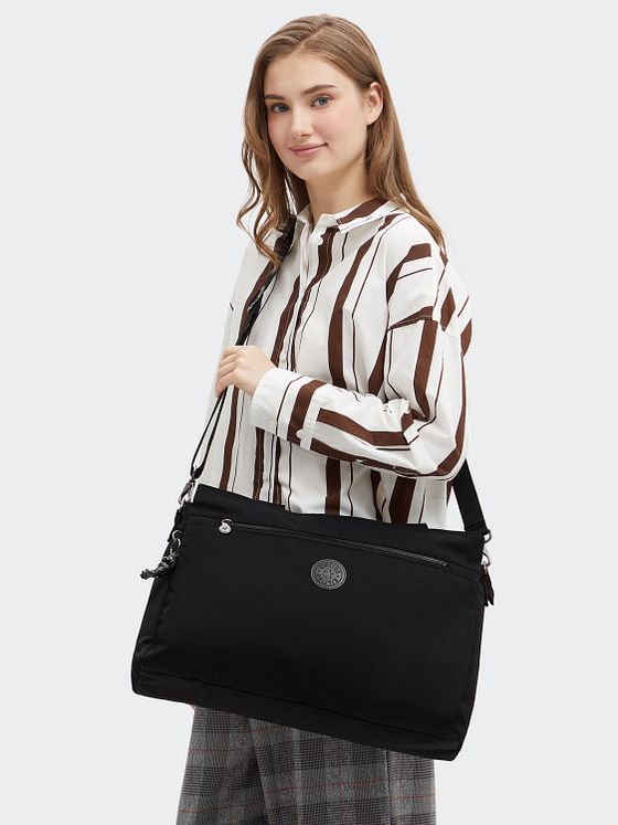 Kipling Basic Elevated Elysia Skuldertaske 44 cm Kipling Basic Elevated Elysia Skuldertaske 44 cm