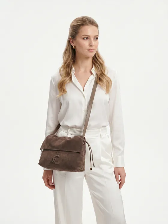 Coccinelle Lidia Crossbody taška Kůže 31 cm Coccinelle Lidia Crossbody taška Kůže 31 cm