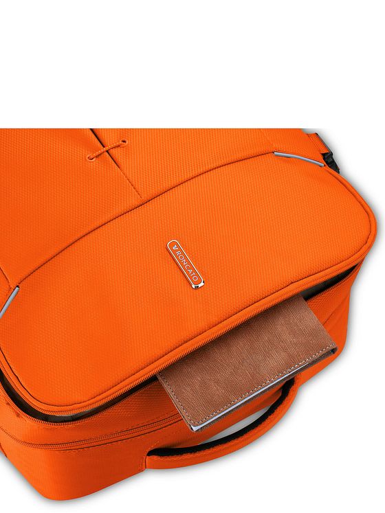 Roncato Ironik 2.0 Daypack 55 cm Laptoprum Roncato Ironik 2.0 Daypack 55 cm Laptoprum