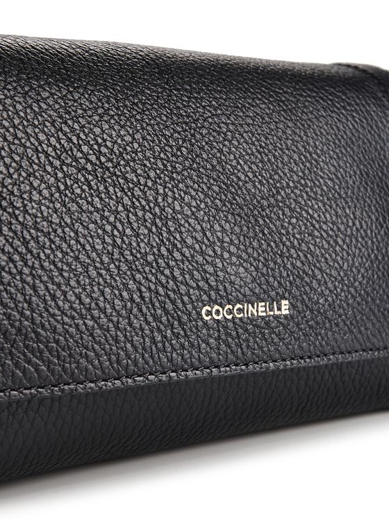 Coccinelle Thess Crossbody-väska Läder 21 cm Coccinelle Thess Crossbody-väska Läder 21 cm
