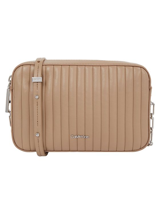 Calvin Klein Mini Line Quilt Skuldertaske 19.5 cm Calvin Klein Mini Line Quilt Skuldertaske 19.5 cm