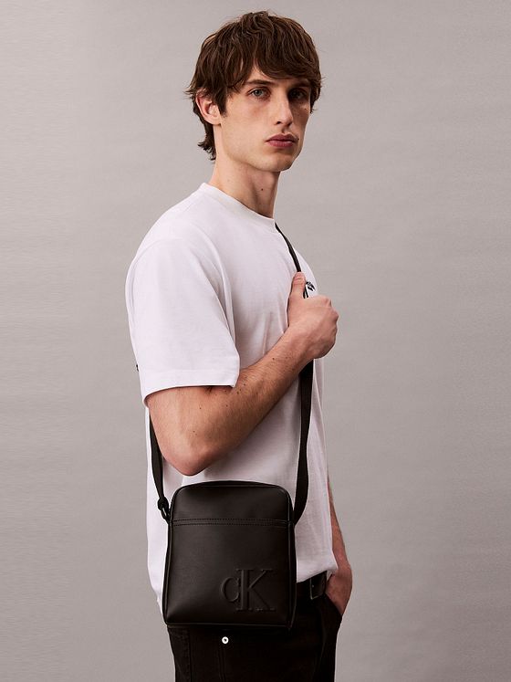 Calvin Klein Bold Skuldertaske 18 cm